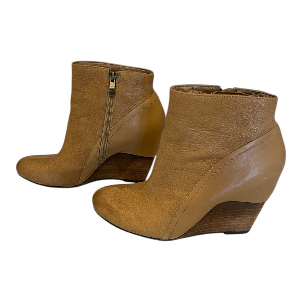 Vince Camuto Hillari Tan Leather Wedge Ankle Boots Sz 8